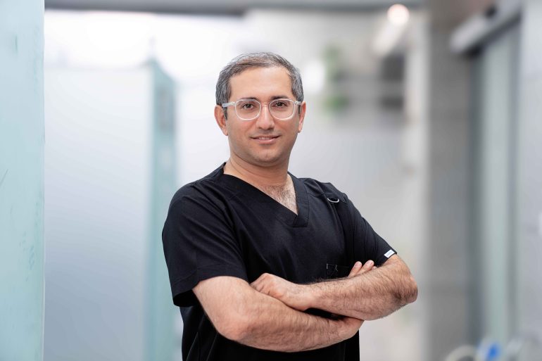 تیم پزشکی کلینیک دندانپزشکی دُرّین