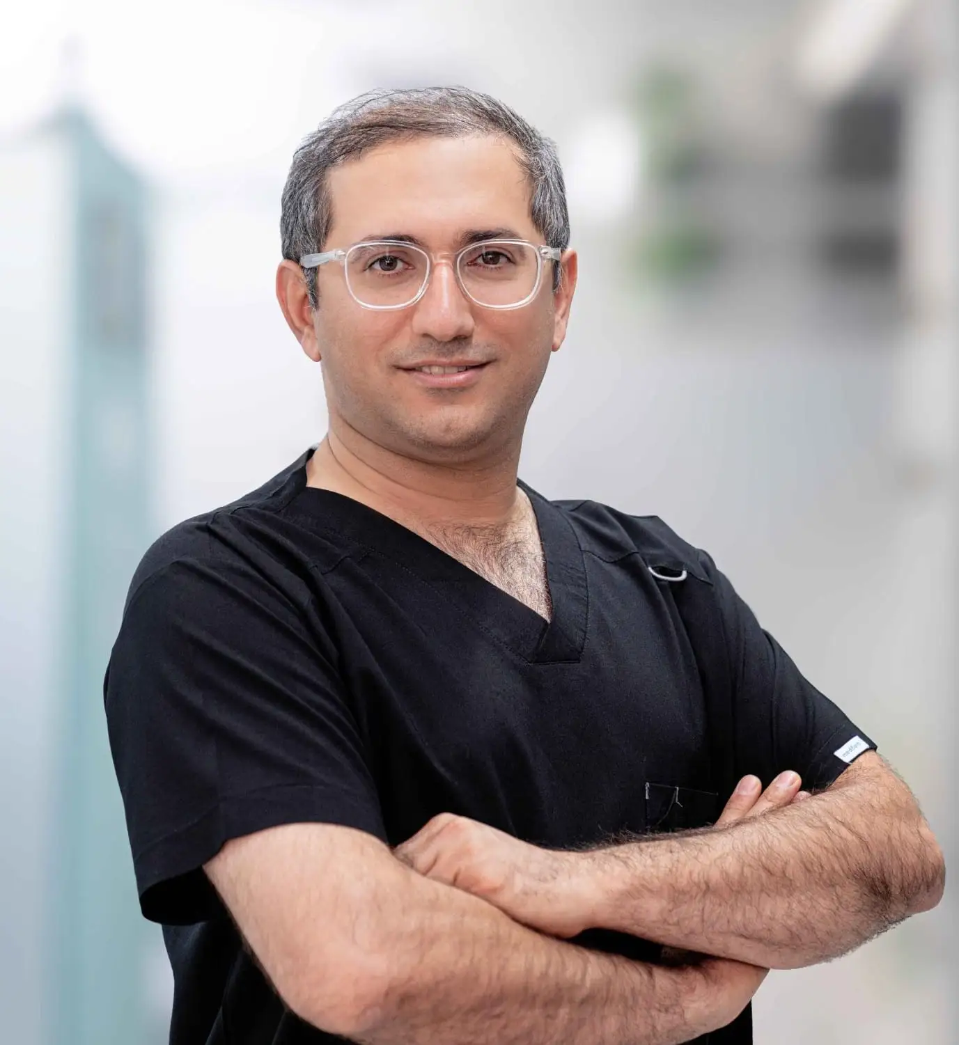 دکتر مهراب تختدار